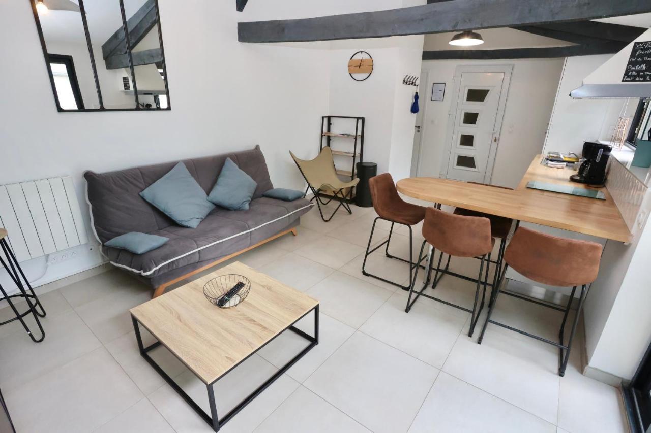 L'Atelier Et Sa Terrasse Lägenhet Pontivy Exteriör bild